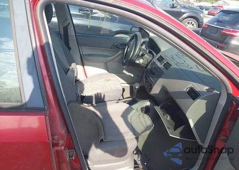 2005 Ford Focus Zx4 из США, поврежденный, VIN 1FAFP34N05W223825